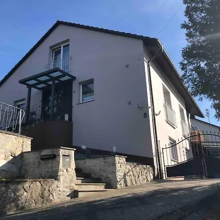 Einliegerwohnung In Gissigheim アパート