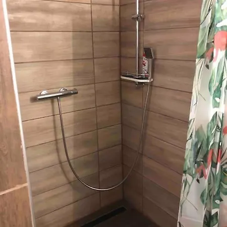 アパート Einliegerwohnung In Gissigheim