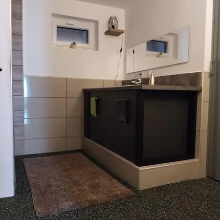 Einliegerwohnung In Gissigheim アパート Konigheim